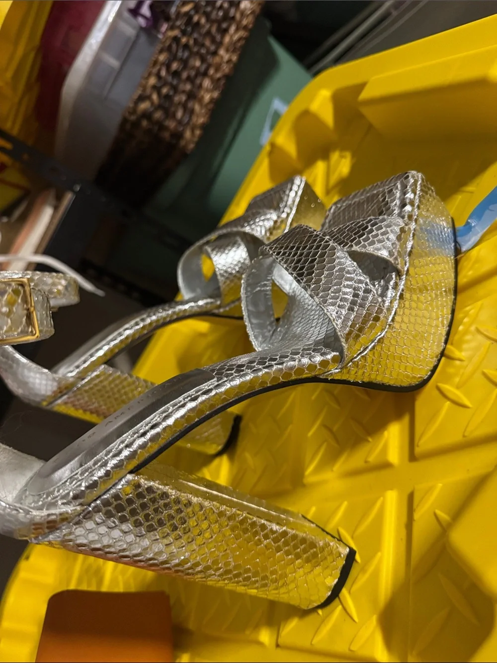 NWOT- Good American Silver Snake-Embossed Block Heel Sandals 8.5